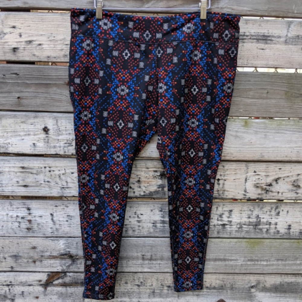 Mossimo Black/Blue/Red/White Aztec Leggings XXL